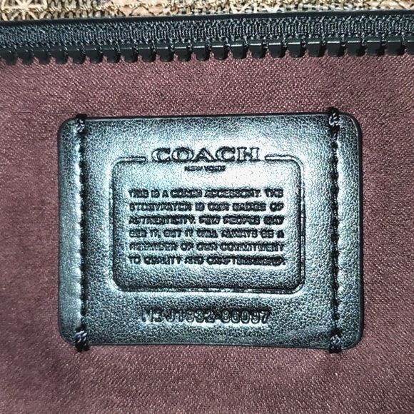 Coach Large Front Zip Wristlet - Picture 6 of 16